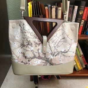 Icon “Vincent” handbag